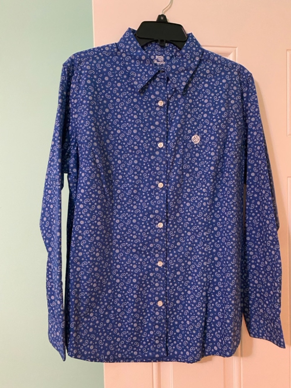 Women’s wrangler Blue Paisley Button-Down Shirt